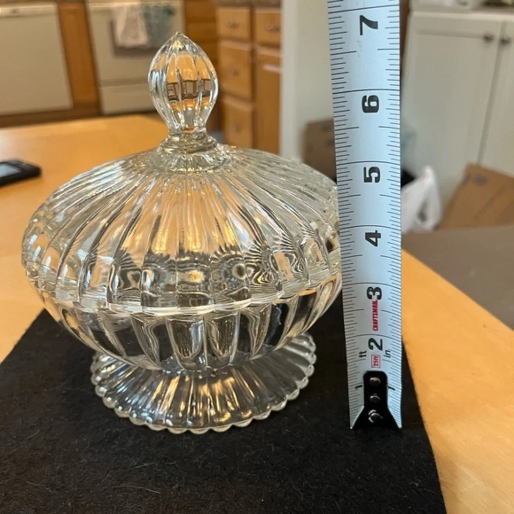 Vintage Jeannette Clear Glass Candy Dish with Lid. National Crystal Pattern.